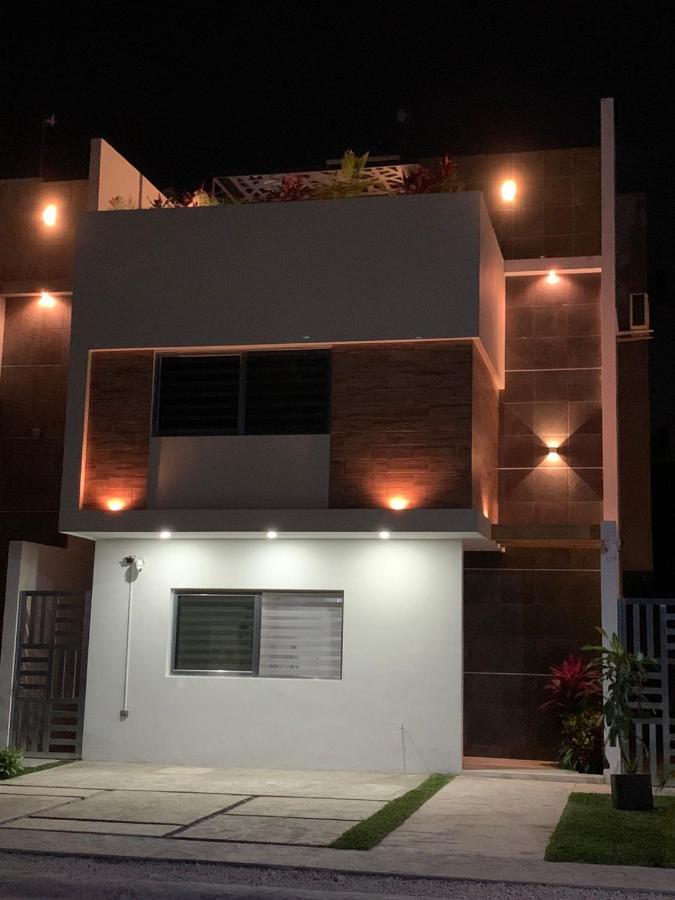 Casa Amplia Con Alberca Y Roof Garden *